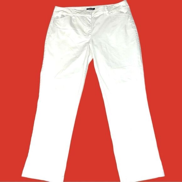 Lands end white mid rise straight leg pants. Look new - Picture 3 of 7